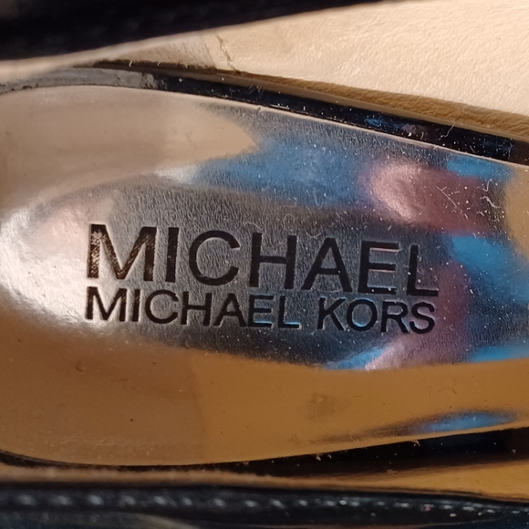 Michael Kors Patent Leather "Chandler" High Heel Pump - Picture 3 of 6